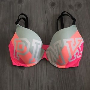 VS PINK Color Block Logo Lightly Lined Bra 32D